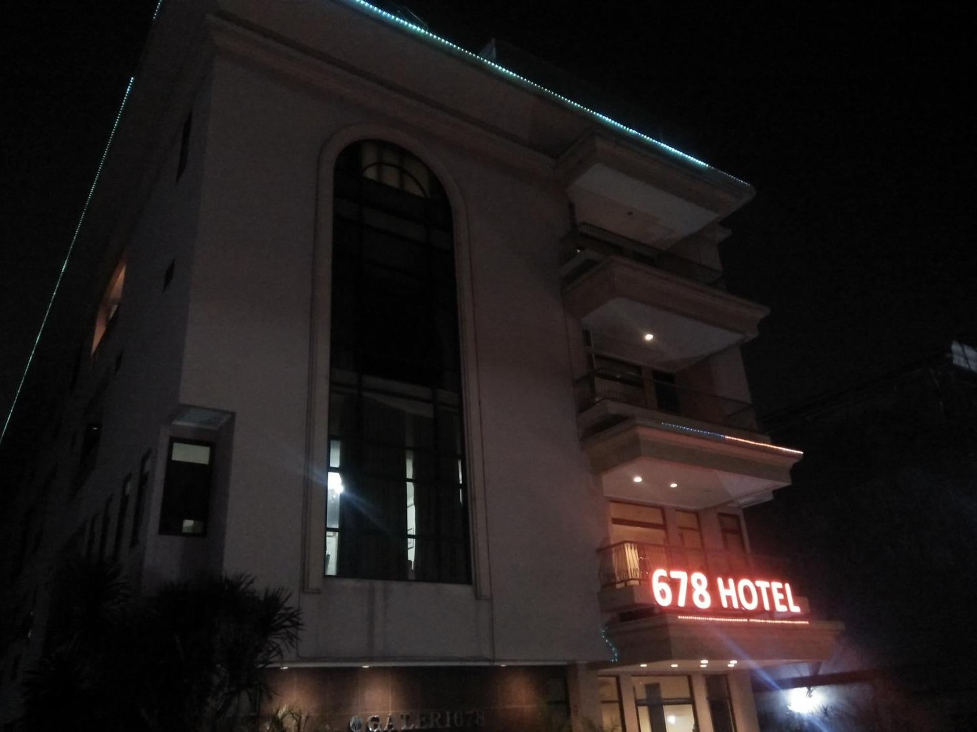 Hotel 678 Kemang Powered By Cocotel Jakarta Exterior photo